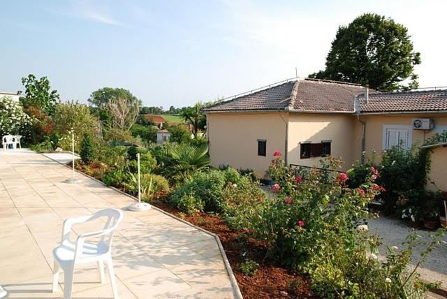 Bungalow Leo 사부드리자 외부 사진
